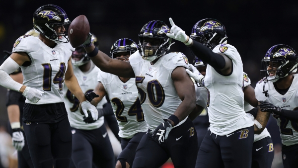 How the Ravens beat the Saints: Lamar Jackson, Justin Houston lead way for  Baltimore - The Athletic