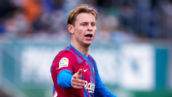 This is not the De Jong we saw at Ajax – he is more attacking now