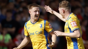 Mansfield beat leaders Stockport to cut gap to two points