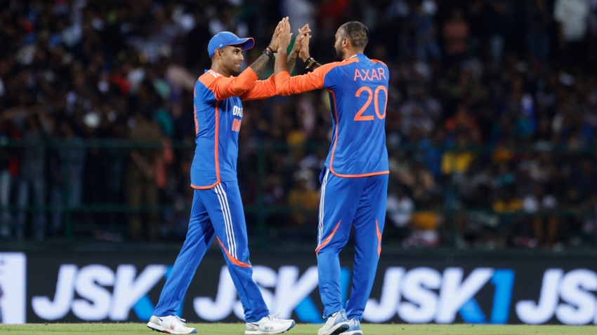 India breeze past Sri Lanka to give Gambhir winning start