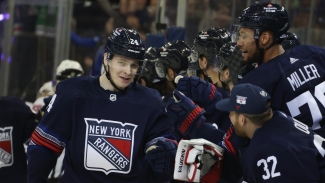 NHL: Rangers stay hot, Penguins win