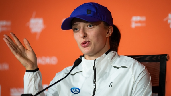 „Facem aceeași muncă și merităm egalitate” – Swiatek spune că elitele WTA sunt mai consecvente decât superstarurile ATP