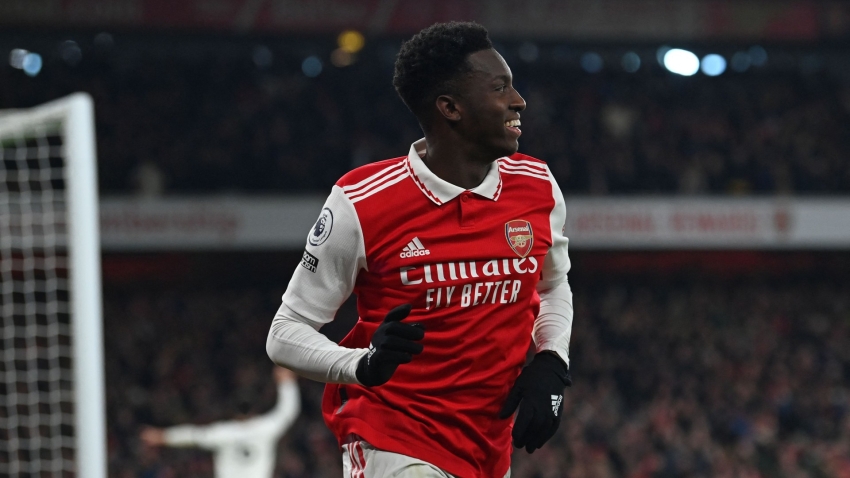 Arsenal 3-2 Manchester United: Last-gasp Nketiah goal restores gap to champions City