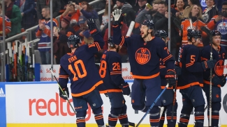 NHL: Oilers rally for 12th straight victory