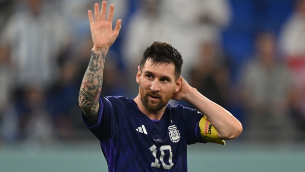 Messi: Argentina &#039;strengthened&#039; after penalty miss to seal last-16 spot