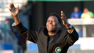 Pele dies: Real Madrid and Barcelona among clubs to pay tribute to Brazil icon