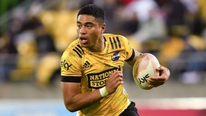 Hurricanes 41-22 Highlanders: Lowly hosts put on six-try show