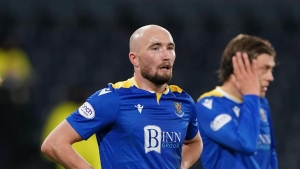 Striker Chris Kane extends St Johnstone deal by another year