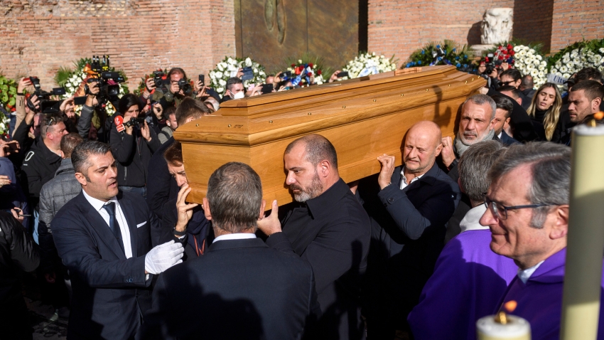 Farewell to Sinisa Mihajlovic as Mancini, Totti and Baresi join funeral mourners