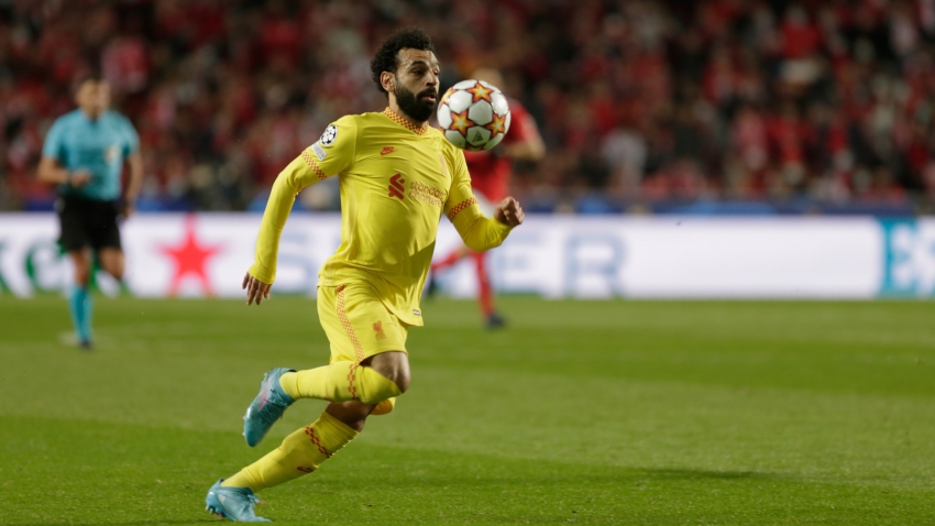 Salah insists Liverpool contract negotiations not affecting his form