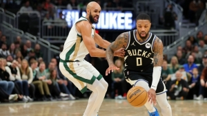 Bucks score 25 straight points in rout of fatigued Celtics