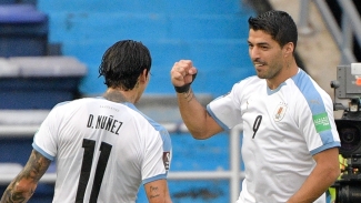 Suarez offers compatriot Nunez advice after Liverpool red card