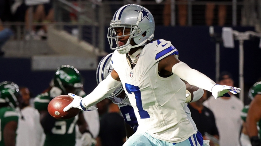Dallas Cowboys CB Diggs reportedly tears ACL