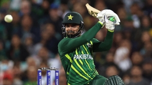T20 World Cup: Shadab stars as Pakistan secure vital win over South Africa
