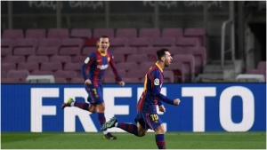 Barcelona 2-1 Athletic Bilbao: Messi hits landmark goal in hard-earned win