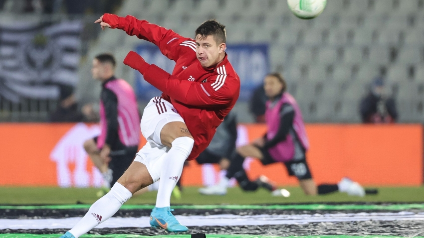 Bayer Leverkusen sign talented teenager Adam Hlozek