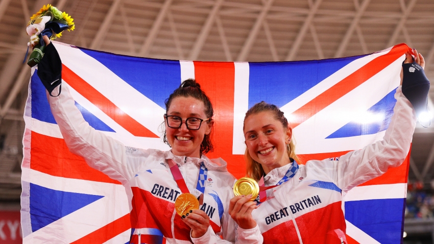 Tokyo Olympics: Laura Kenny makes Games history with fifth gold medal