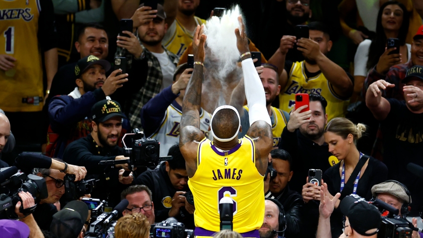 LeBron James becomes NBA&#039;s all-time leading scorer