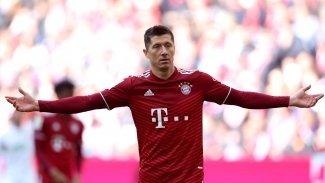 Bayern Munich 1-0 Augsburg: Lewandowski snatches late win for below-par hosts