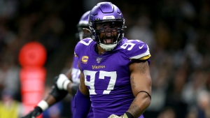 Vikings bring back Griffen to bolster pass rush