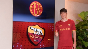 Roma seal Shomurodov signing