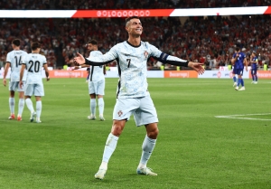 Ronaldo&#039;s 900 goals &#039;an inspiration for football&#039; – Martinez