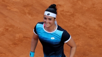 Jabeur saves a matchpoint to tee up Swiatek final in Rome