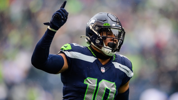 Seattle Seahawks agree to three-year, $59 million extension with pass  rusher Nwosu