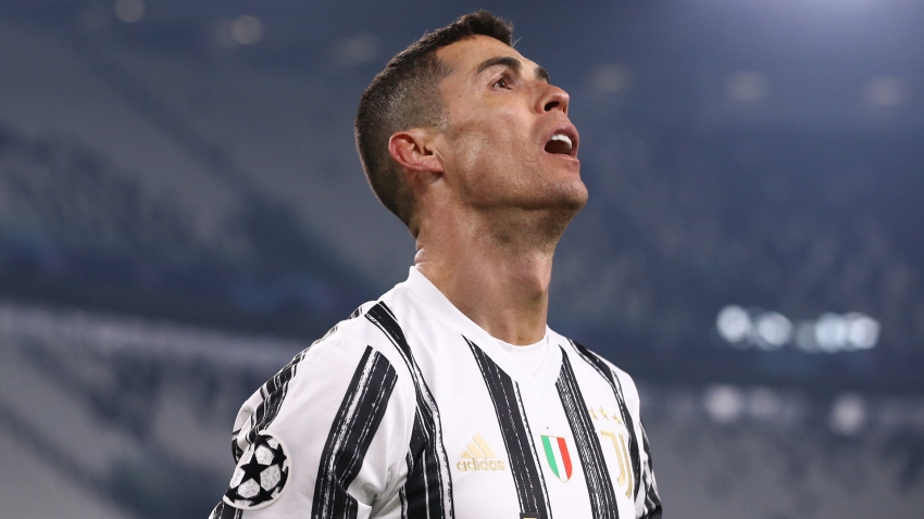 Ronaldo is one of the greats but nobody can win things alone – Fernandes defends Juventus forward