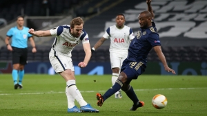 Tottenham 2-0 Dinamo Zagreb: Kane hobbles off after putting Spurs in control