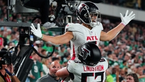 NFL: Falcons stun Eagles on late touchdown