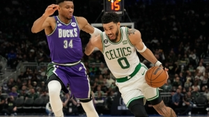 Celtics make statement with 41-point demolition of Bucks, Ingram bullies Nuggets