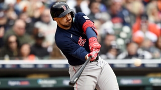 Duvall and Devers go deep in Red Sox win, Arcia hits walk-off for the Braves