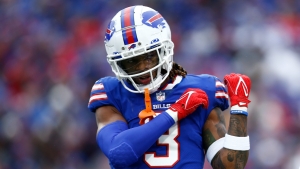 Bills&#039; Damar Hamlin appears in Phoenix to accept NFL award a month after cardiac arrest