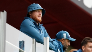 Rain relents to give England opportunity to push for victory at Old Trafford