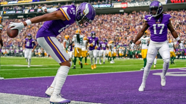 WATCH Justin Jefferson gets Vikings on the board early vs. Panthers