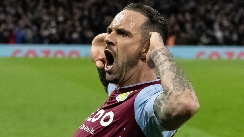 Moyes rolls the dice with Ings move as striker joins West Ham survival battle