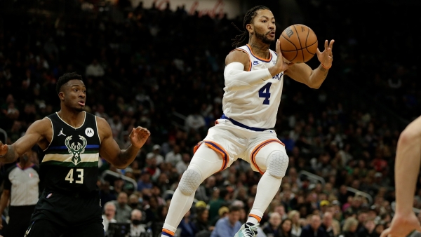 Derrick Rose &#039;playing with joy&#039; as Knicks stun Bucks in superb fightback