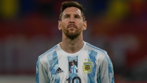 Argentina v Chile: Messi rides again in pursuit of Copa success