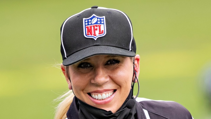 Sarah Thomas to be first female official at Super Bowl