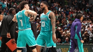 NBA: Warriors end skid, Celtics lose in OT