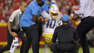 Chargers quarterback Justin Herbert considered day-to-day after rib cartilage fracture