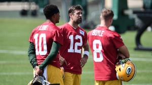 Rodgers stand-off could stall Green Bay&#039;s Super Bowl ambitions