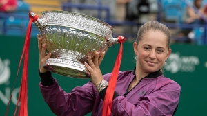 Ostapenko targets top 10 after beating Kontaveit to win Eastbourne title