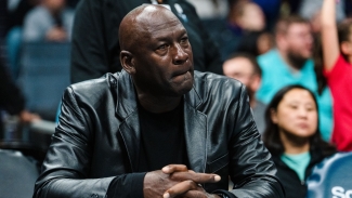 Michael Jordan in talks to sell majority stake in Charlotte Hornets