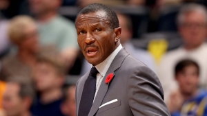 Casey steps down as Pistons head coach