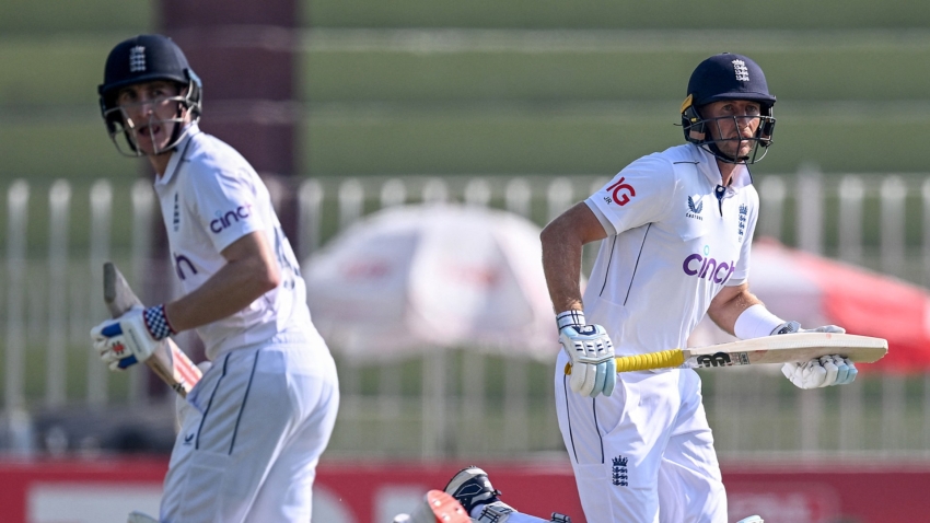 Root hails Brook as the best in the world after consecutive centuries