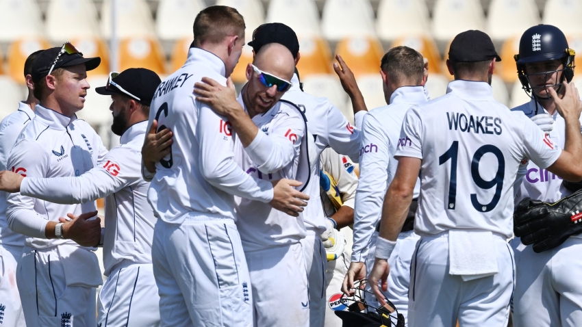 Leach takes centre stage as England claim emphatic win over Pakistan