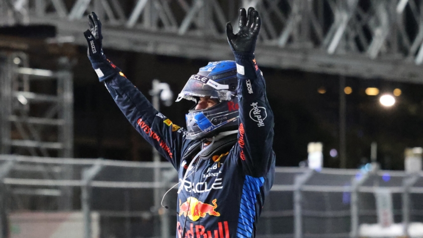 Verstappen seals fourth straight Formula One world title