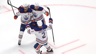 NHL: McDavid&#039;s goal in double overtime lifts Oilers to Game 1 win